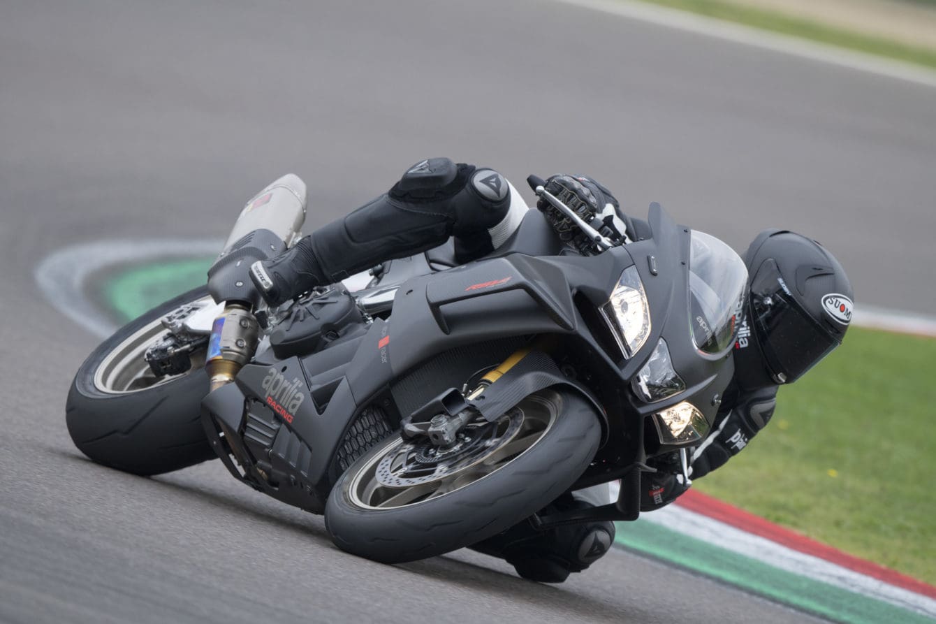 2019 aprilia rsv4 deals factory
