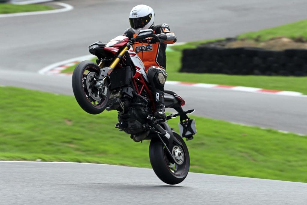 Middleweight Motard Mayhem Ducati Hypermotard 939 Sp Vs Ktm 790