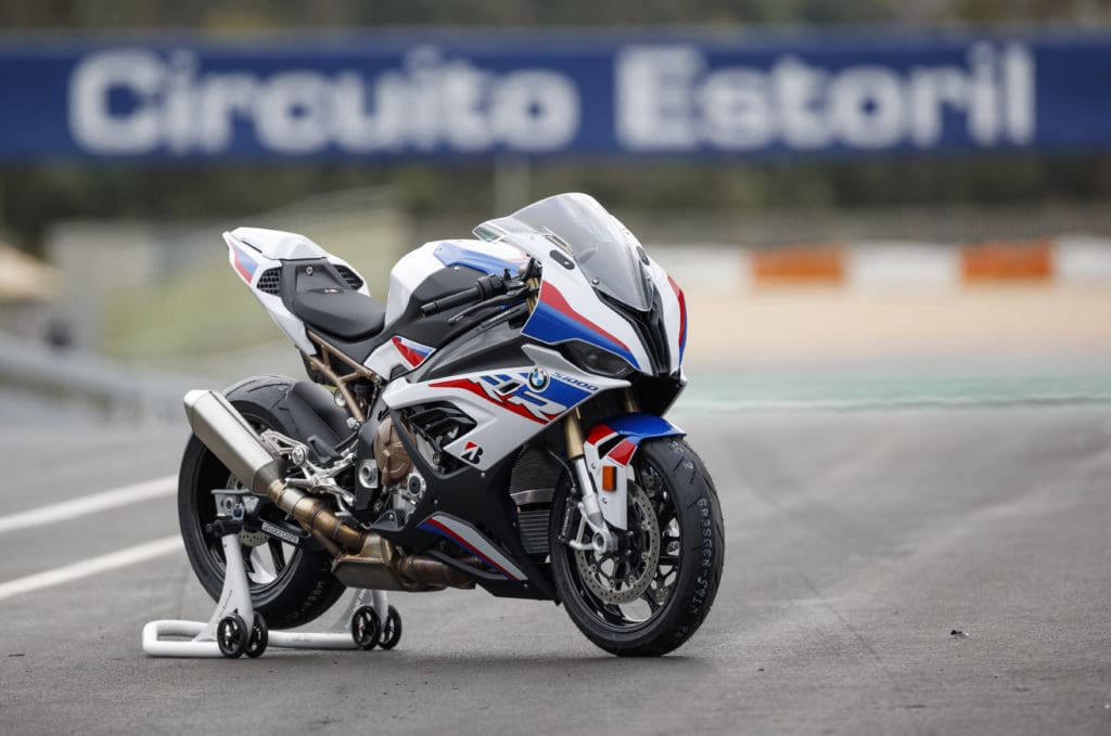 19 Bmw S1000rr Uk Prices And Pcp Deals Released Fastbikes