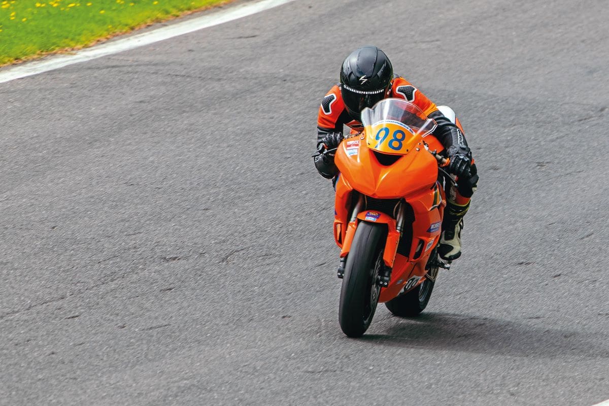 Front angle shot of a rider on the Kawasaki ZX-6R