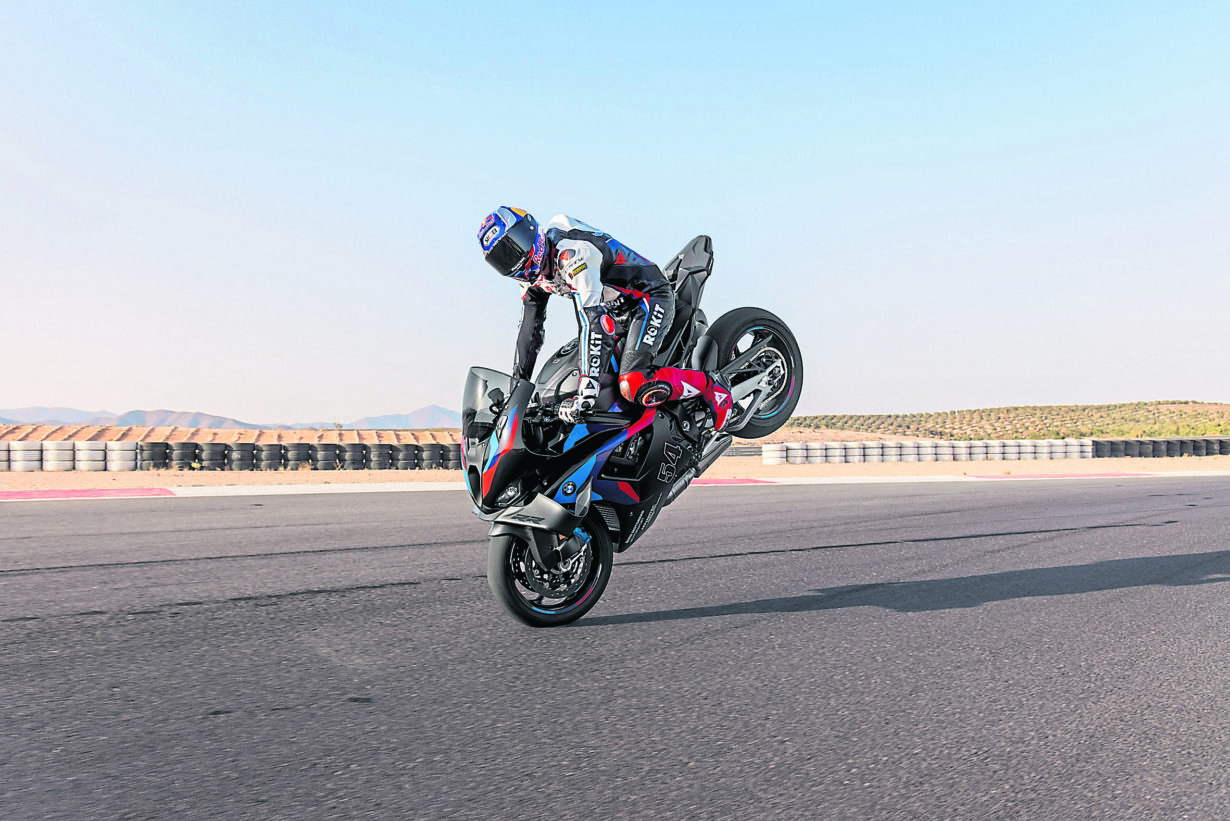 BMW inline four 999cc