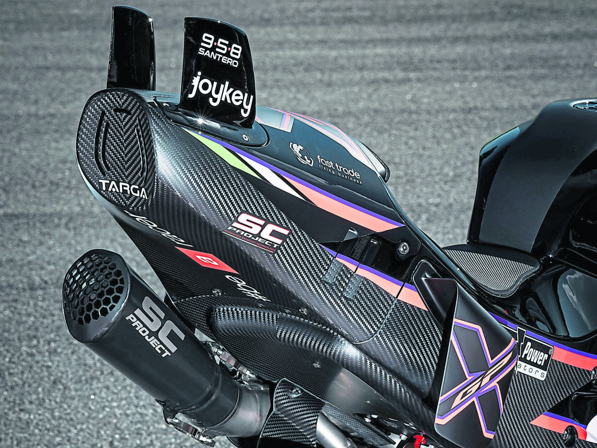 Aprilia RSV4 X-GP: MotoGP technology in a limited-edition package